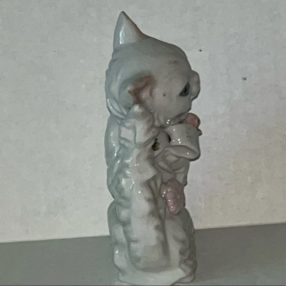 Vintage Porcelain Hand Painted‎ Cat Figurine